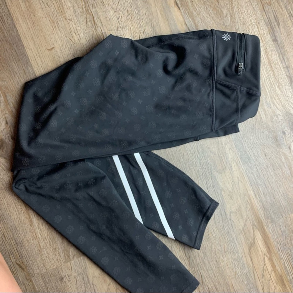Athleta black white stripe workout leggings
